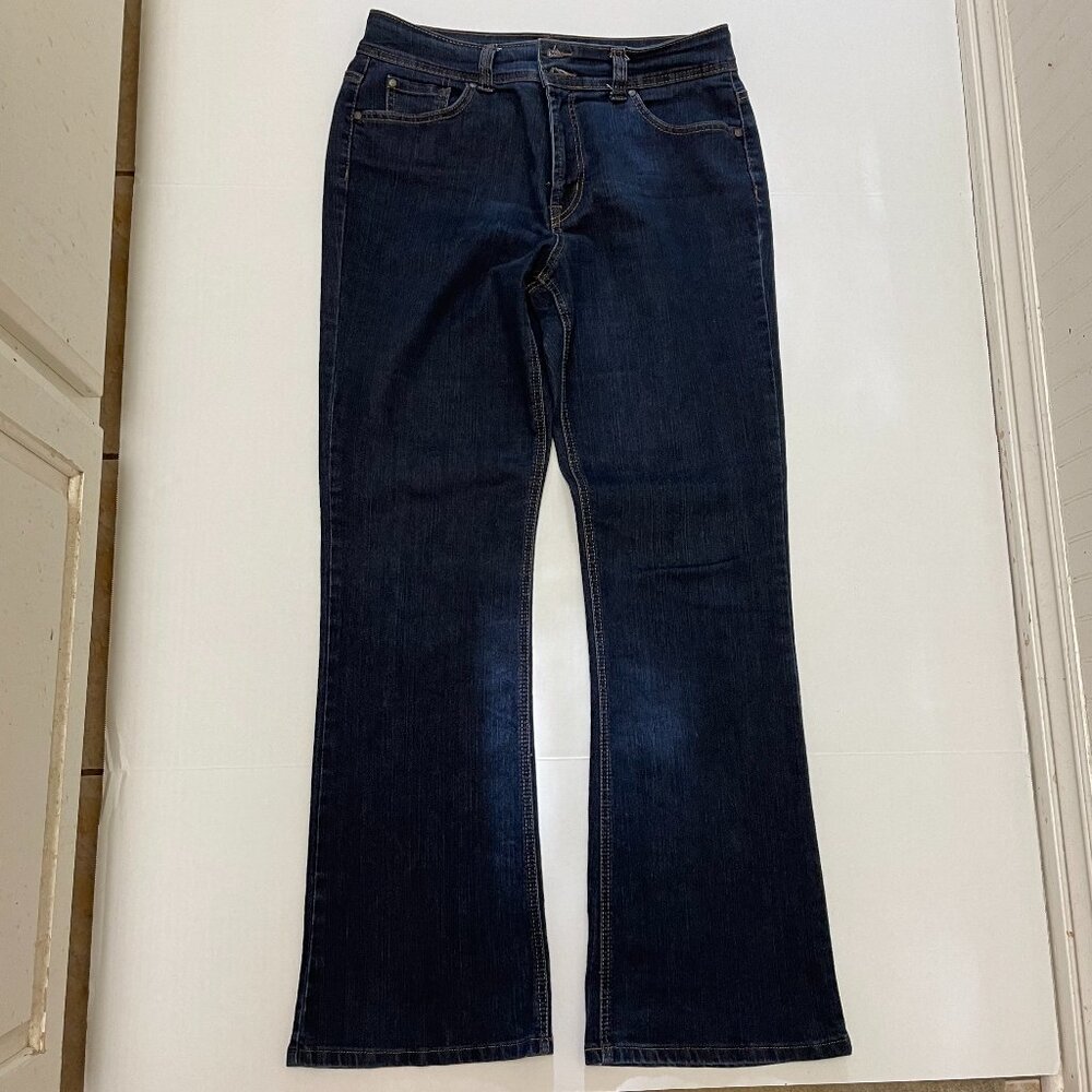 NINE WEST JEANS, SIZE 12, BOOT CUT, BLUE DARK WASH